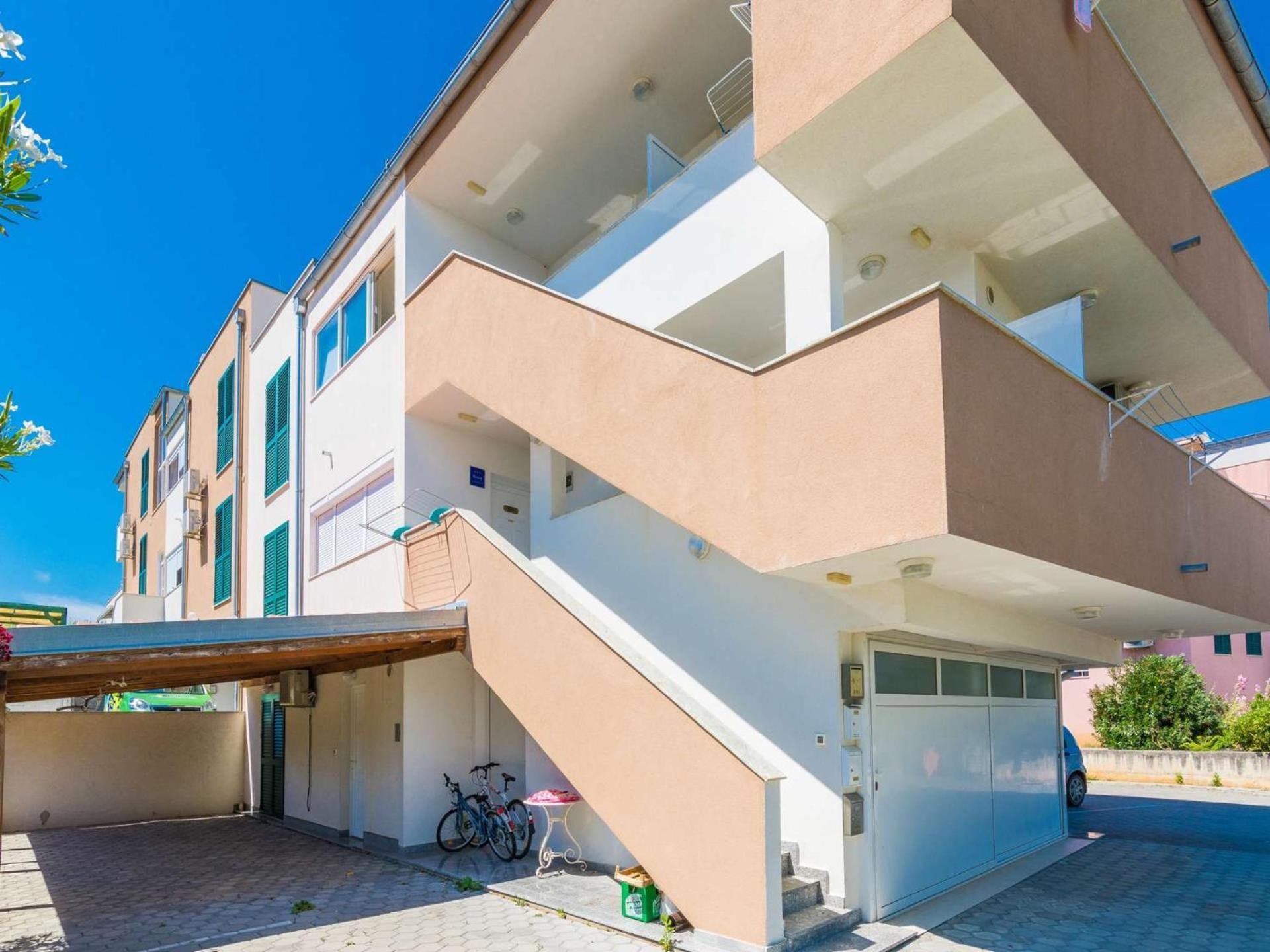 Apartment New! Aenona 200m From The Beach, *